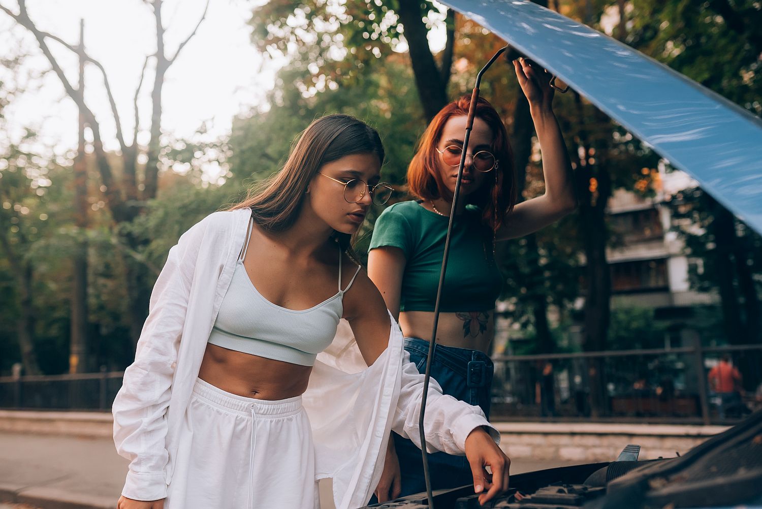 Autostradowa pomoc drogowa Tychy: jak wygląda transport maszyn budowlanych i rolniczych z trasy?